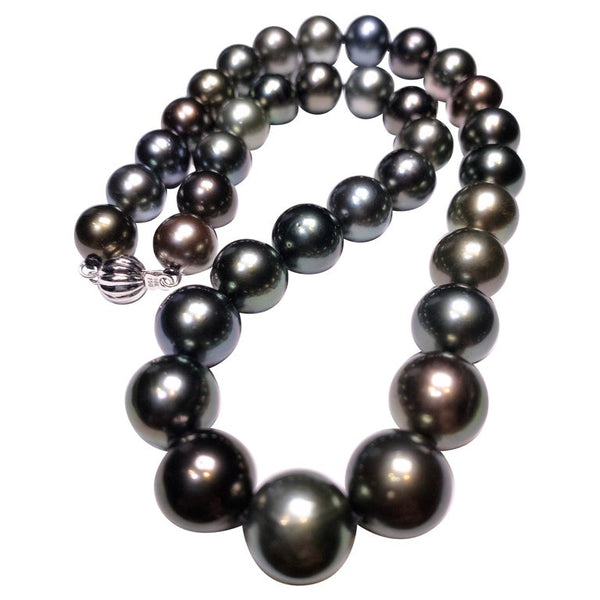Multi Colour Green tone Tahitian Pearl Necklace with 18k Gold Clasp