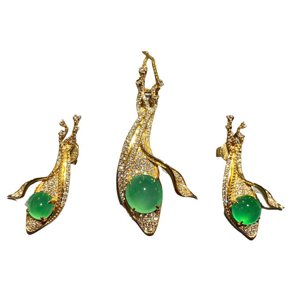 Eostre Type A Green Jadeite and Diamond Pendant Earring Set in 18k Yellow Gold